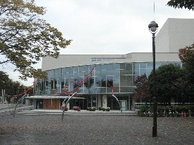 ����s���z�[�����̐X