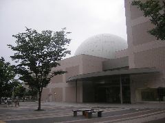 ����T�C�G���X���[���h(����s���Ȋw��)