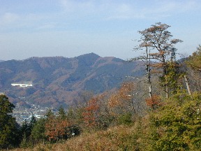 �����ԕt�߂���̕s���R