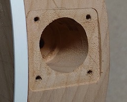 アウトプットジャックキャビティ
