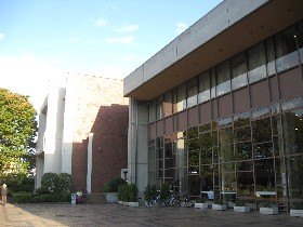 �n�s�����