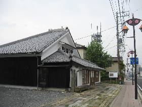 �ݖ{�ƏZ��剮