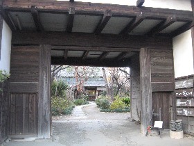 ���V�ƏZ��