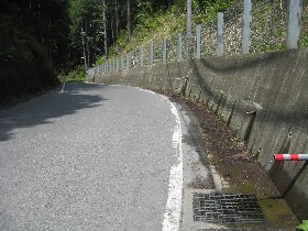 松郷峠の湧水(小川町)