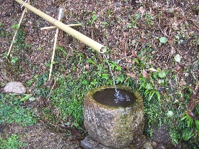 慈光寺参道の清水(ときがわ町)